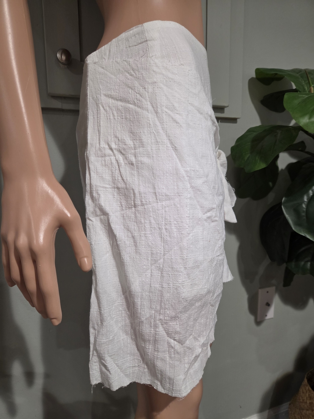 Showpo Not Happening 100% Cotton White Tie Front Mini Skirt NWT Size 6 - Picture 8 of 16